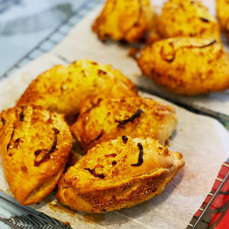 カレーパンの生地に🥖|ラパンマロンさん