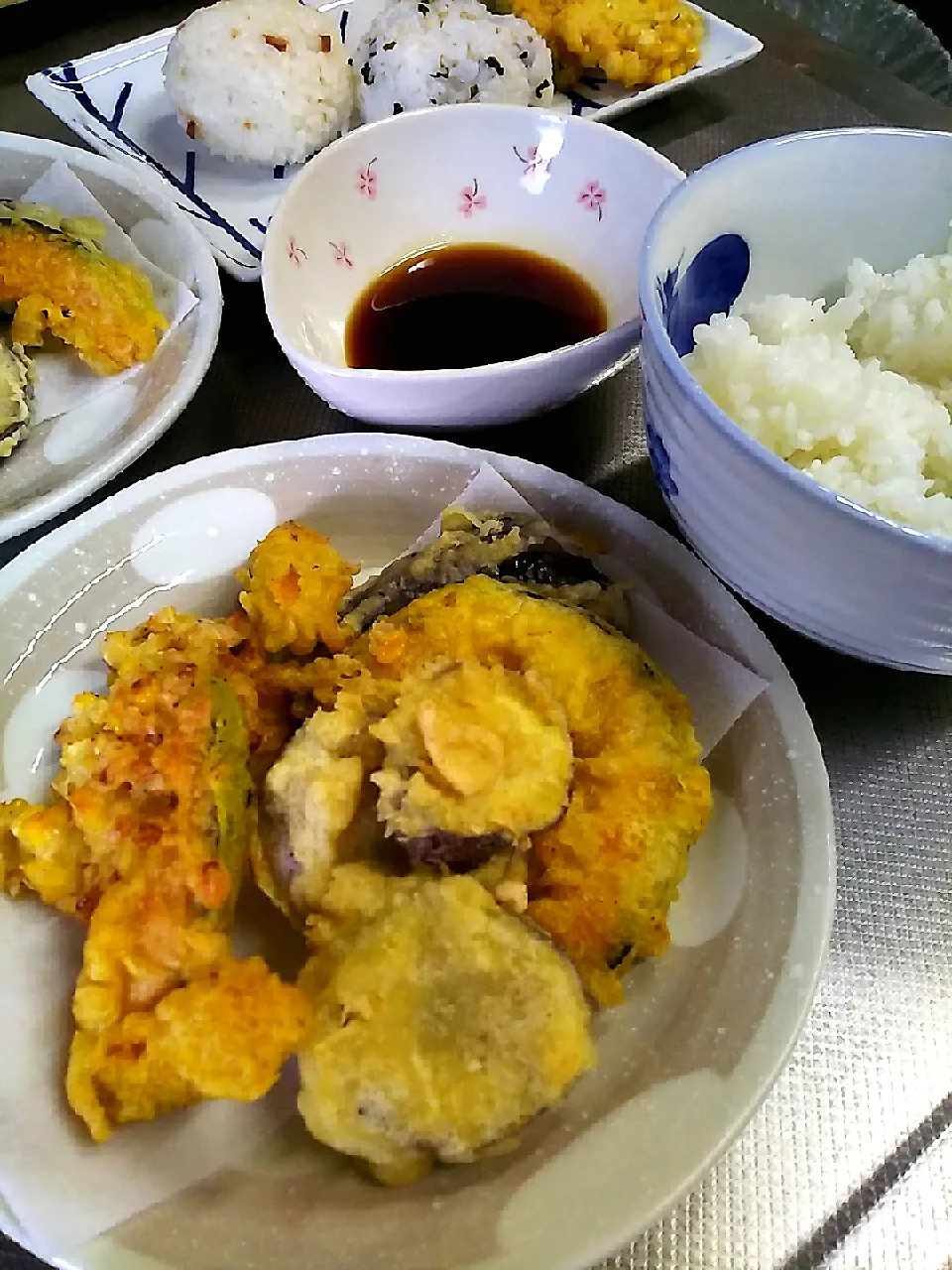 Snapdishの料理写真:天丼ランチ|ぱんださん