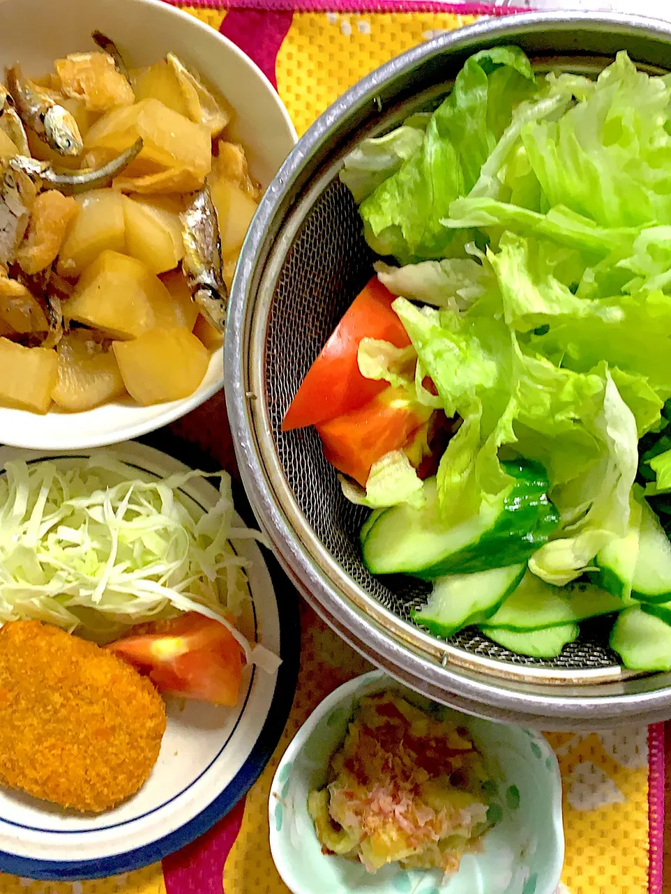 コロッケ　焼き茄子　大根の煮物　サラダ🥗|掛谷節子さん