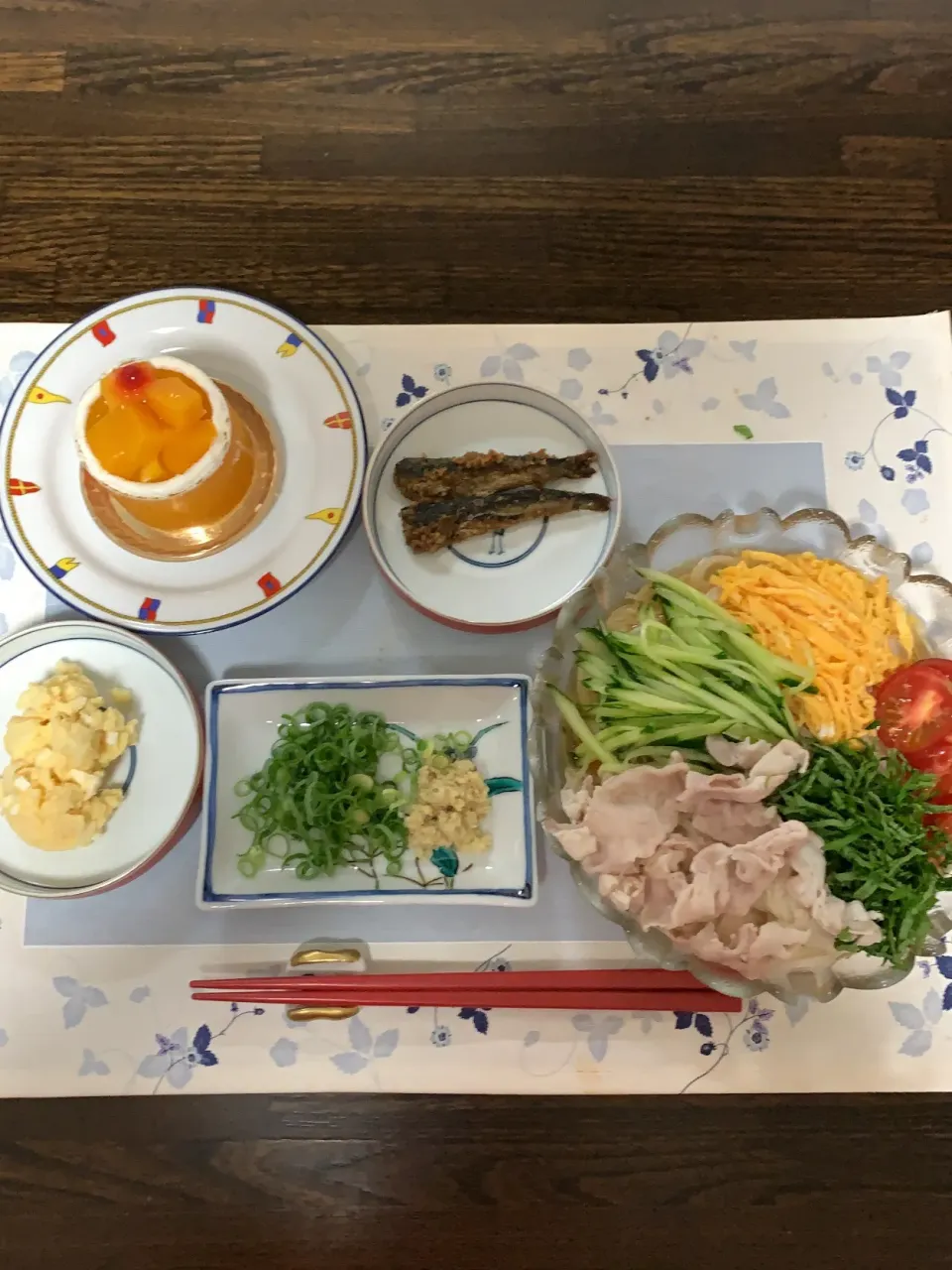 Snapdishの料理写真:今年初めてのお素麺❣️しかし大阪も暑いです🥵|tamemitiさん