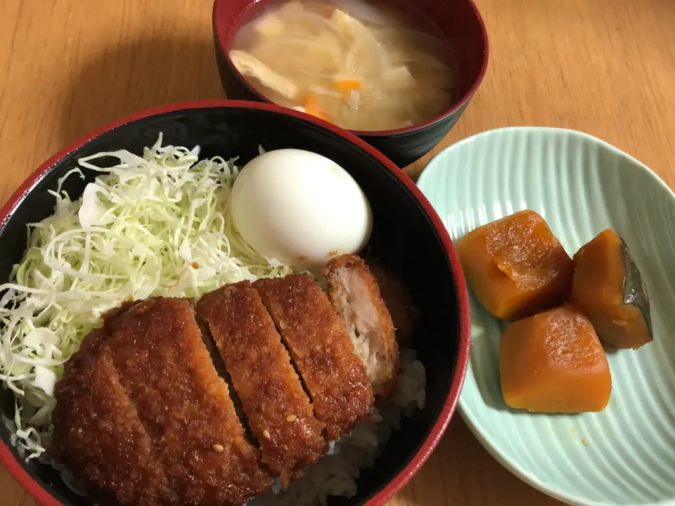 ソースかつ丼&かぼちゃの煮物|ここなりさん