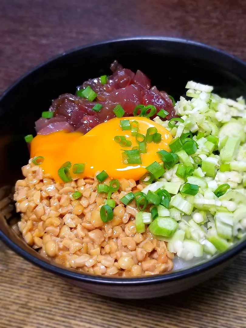 ねばねばスタミナ丼|ぱんだのままんさん