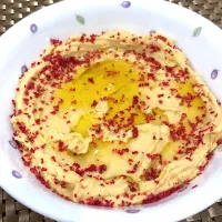 Snapdishの料理写真:Homemade hummus|Amy Aliyyaさん