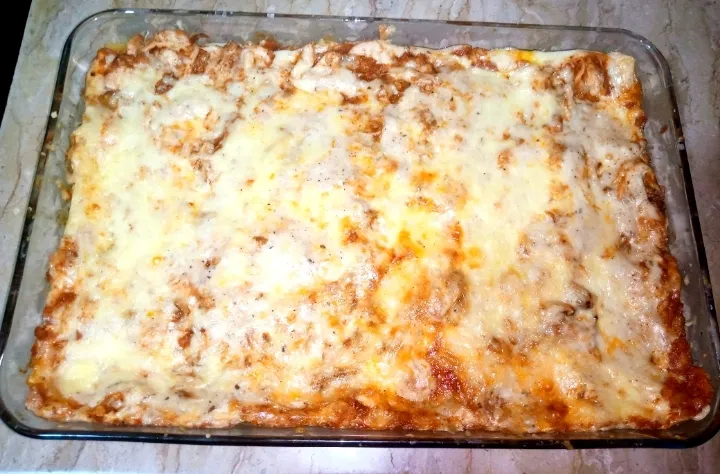 Snapdishの料理写真:Smoky Chicken Lasagna Recipe || How To Make Chicken Lasagna || Dawat Recipe By DANIYASKITCHEN|Daniya saadさん