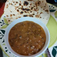 Home made dall makhni tandoori roti|partapさん