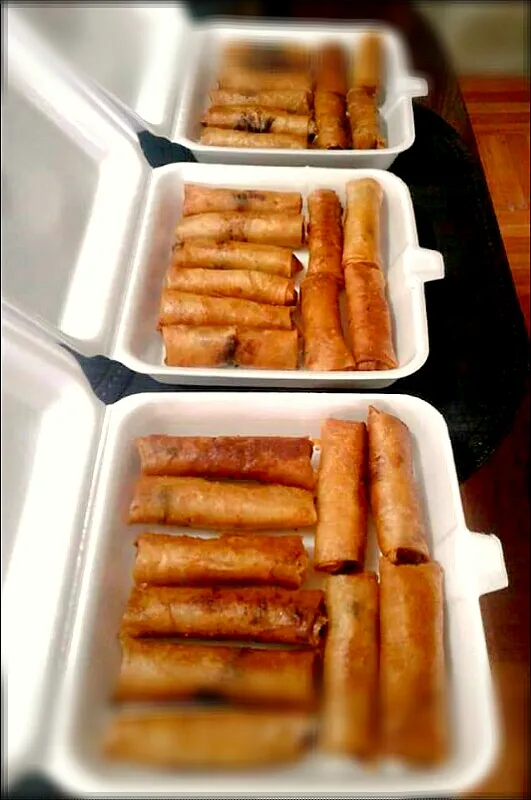 Lumpia Shanghai|Patricia Albaoさん