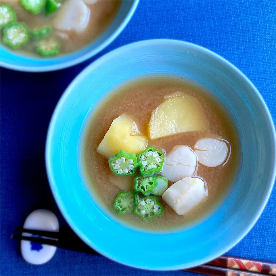 帆立とオクラとじゃがいもの冷やし味噌汁|むぎこさん