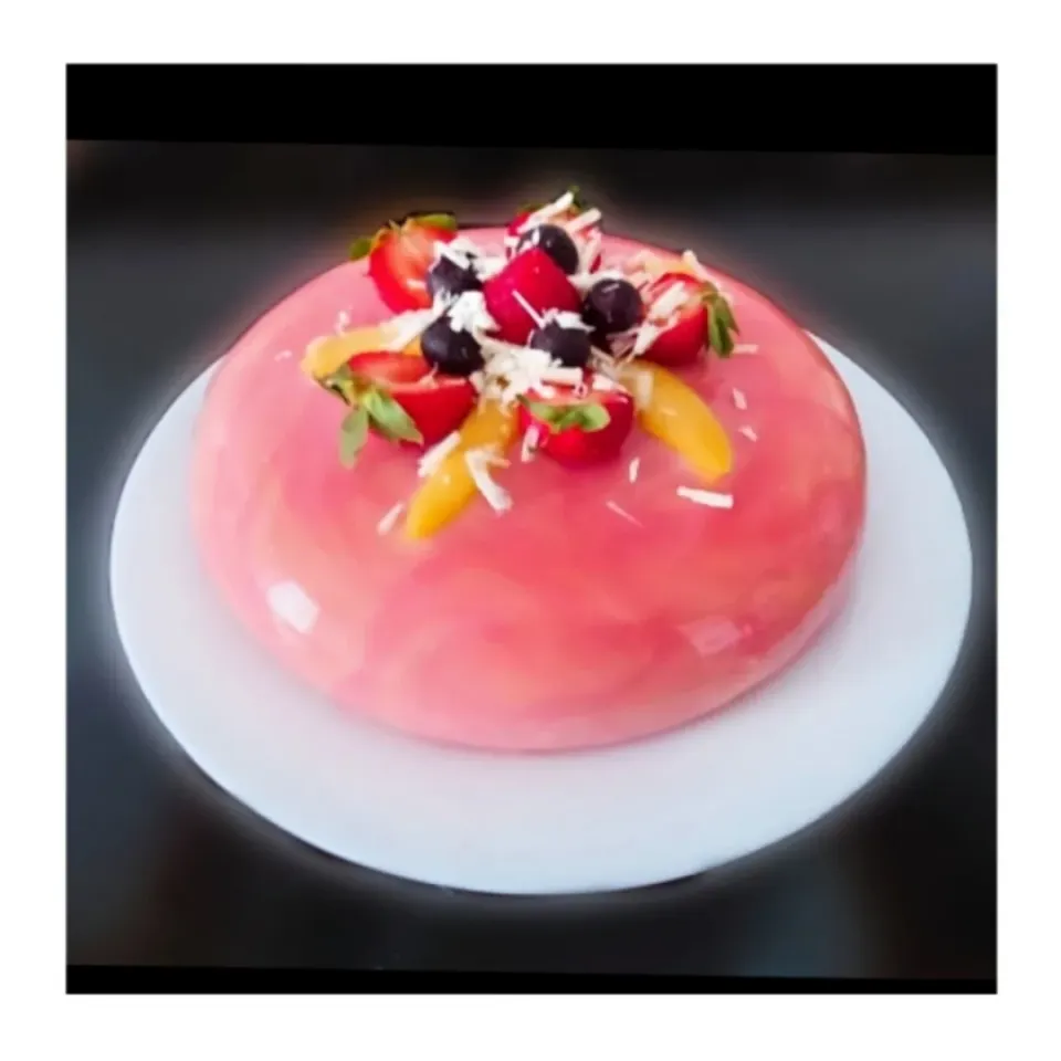 Snapdishの料理写真:Strawberry Cheesecake mousse|Juanjo Serrán Báezさん