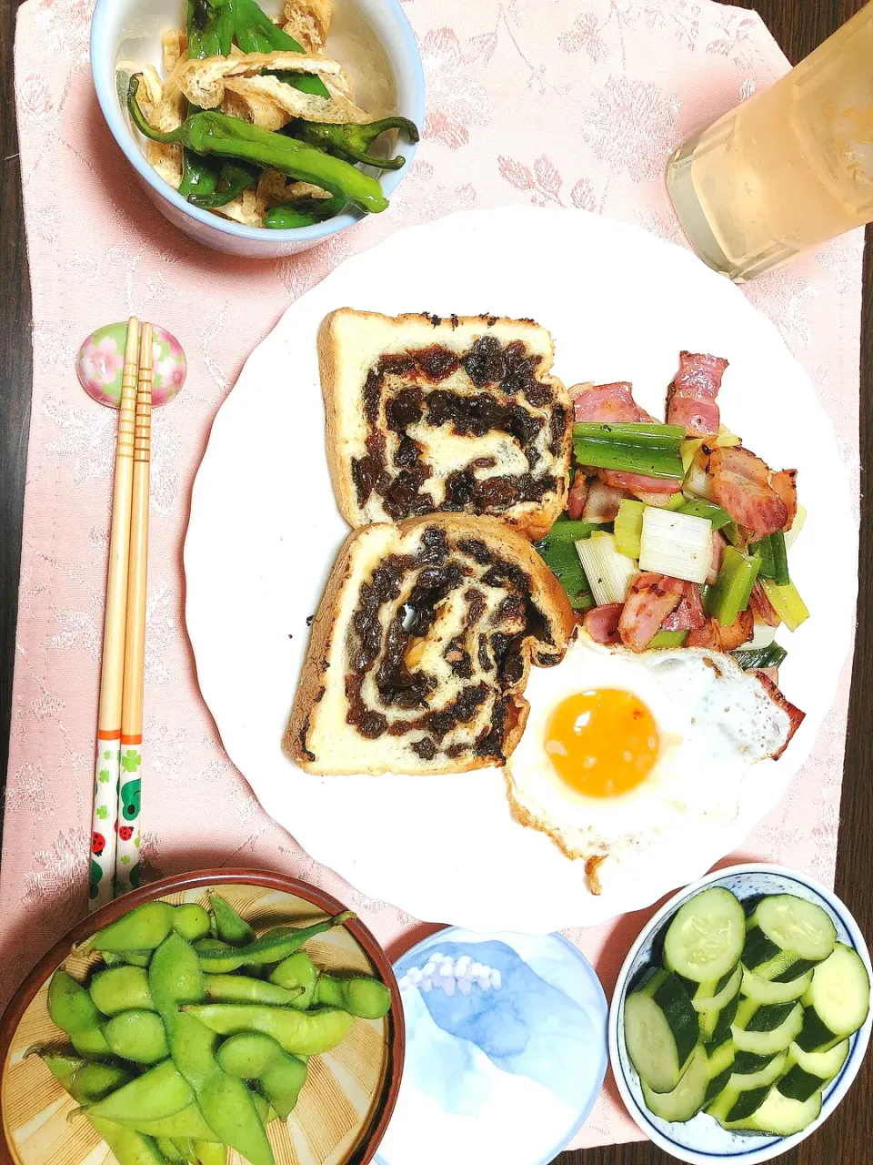 〜あれもこれも食べたい〜|レオちゃんさん