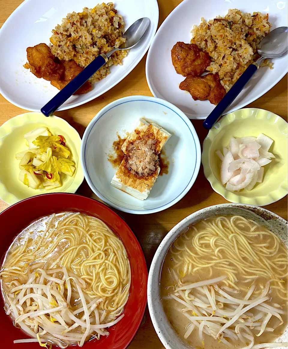 Snapdishの料理写真:くまモンの熊本ラーメン🍜|Makokoさん