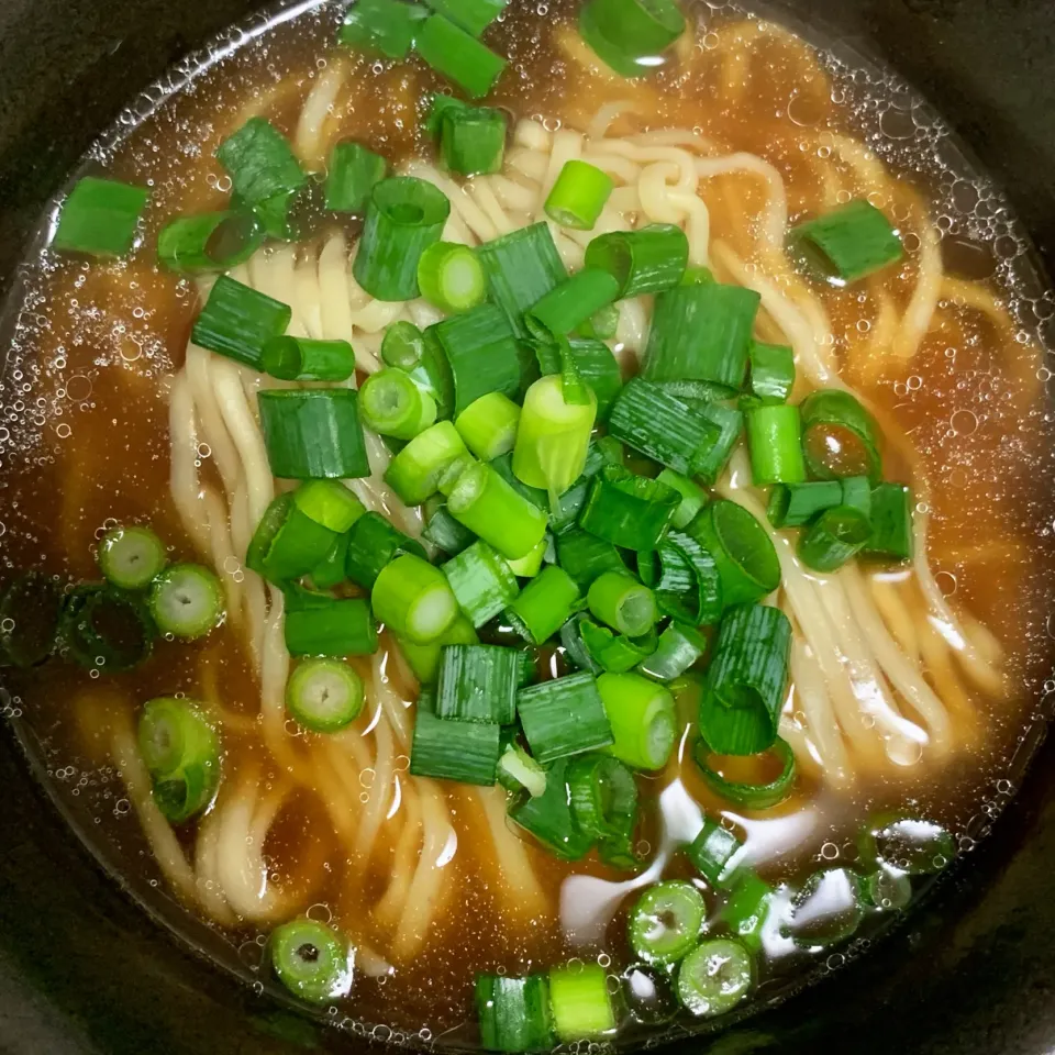 Snapdishの料理写真:醤油ラーメン🍜|HALさん