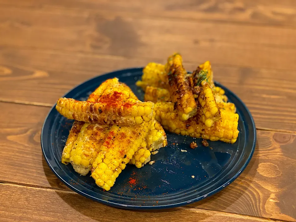 スパイシー焼きとうもろこし🌽|たつやん。さん