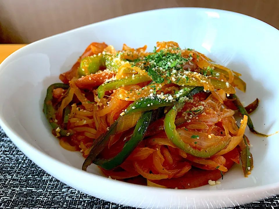 チリペッパー入り白滝ナポリタン🍝|みっきーさん