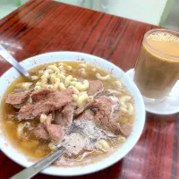 Morning breakfast fresh beef n pork liver macaroni with coffee :)|Mak Toniさん