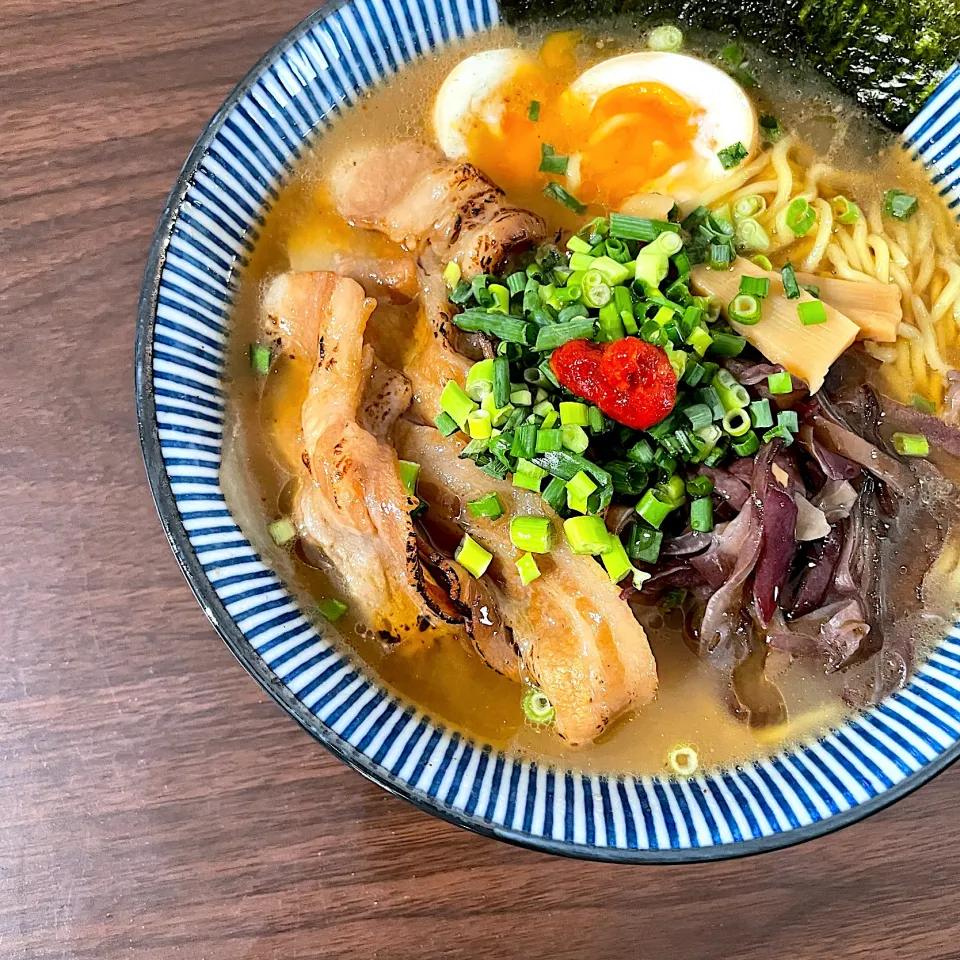 濃厚醤油ラーメン|dashi menjiroさん