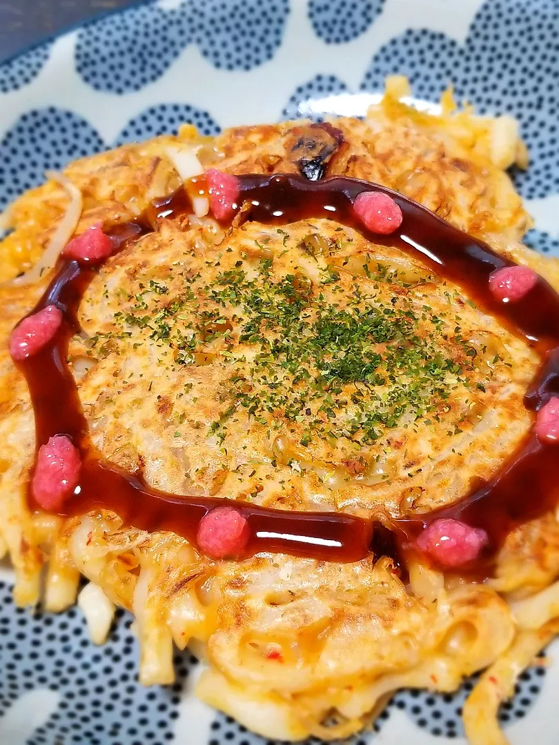 パパ作👨焼きうどんのお好み焼き|ぱんだのままんさん