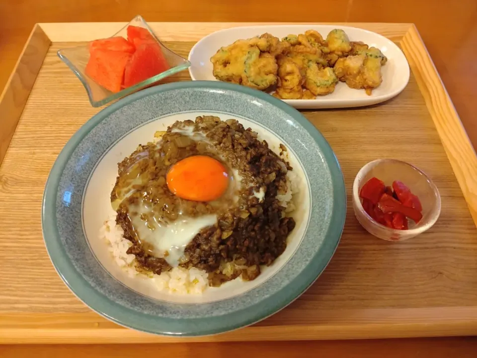 ☆キーマカレー
☆ゴーヤかき揚げ
☆福神漬
☆スイカ|chikakoさん