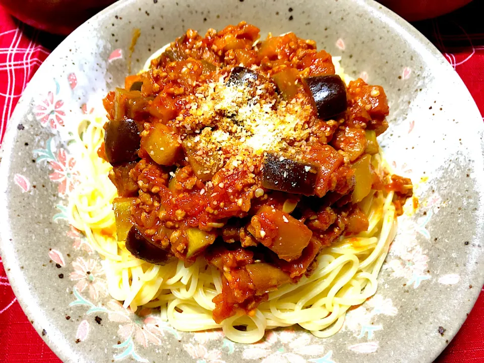 Snapdishの料理写真:自家製夏野菜のミートパスタ🍝|ひだまり農園さん