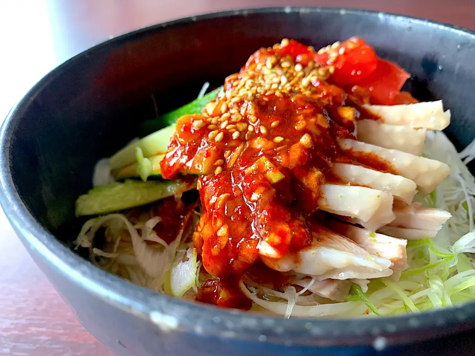 よだれ鶏のそうめん|半田手延べそうめんの店 阿波や壱兆さん