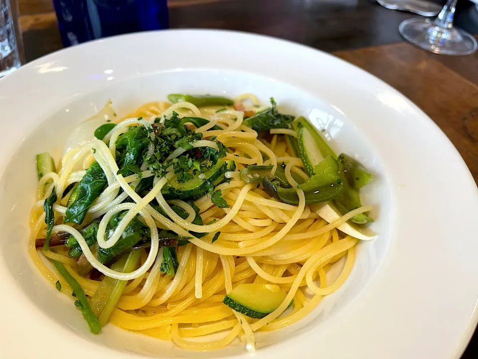 季節の野菜のアーリオオーリオスパゲティ|マハロ菊池さん