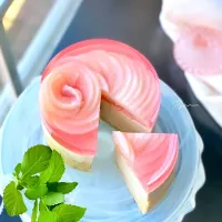 Snapdishの料理写真:桃とミルクティームースケーキ|hijikimomさん