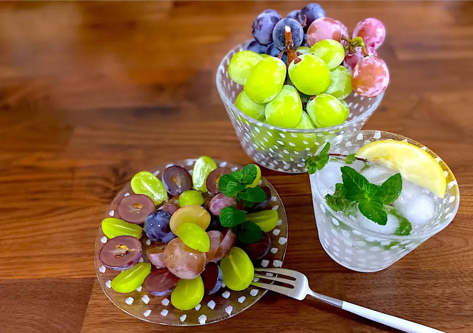 ぶどう🍇3種盛り合わせ🍇安芸クイーン 巨峰 シャインマスカット ＆ モヒート👍✨💕|ナナさん