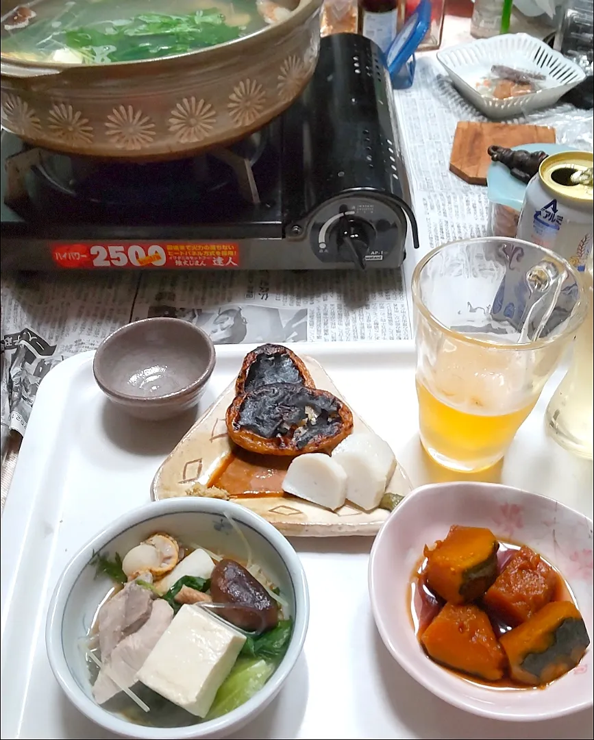 Snapdishの料理写真:8/9(月) なつやすみ晩ごはん。
ぶりしゃぶ。
カボチャの煮物。
さつま揚げとかまぼこ。|へいちゃんさん