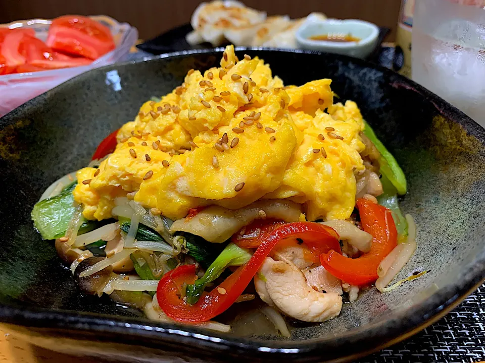 鶏肉と冷蔵庫にある野菜で　オイスター炒め|みっきーさん