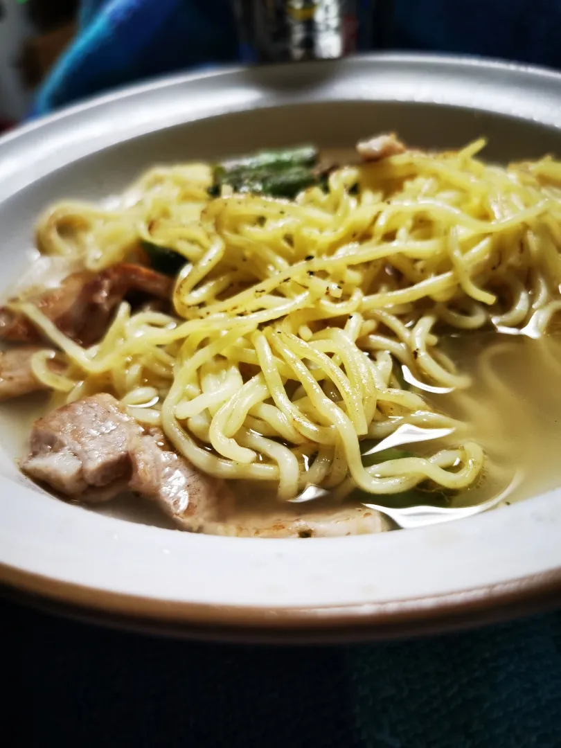 Snapdishの料理写真:冷やしラーメン🍜🍻乾杯|ペンギンさん