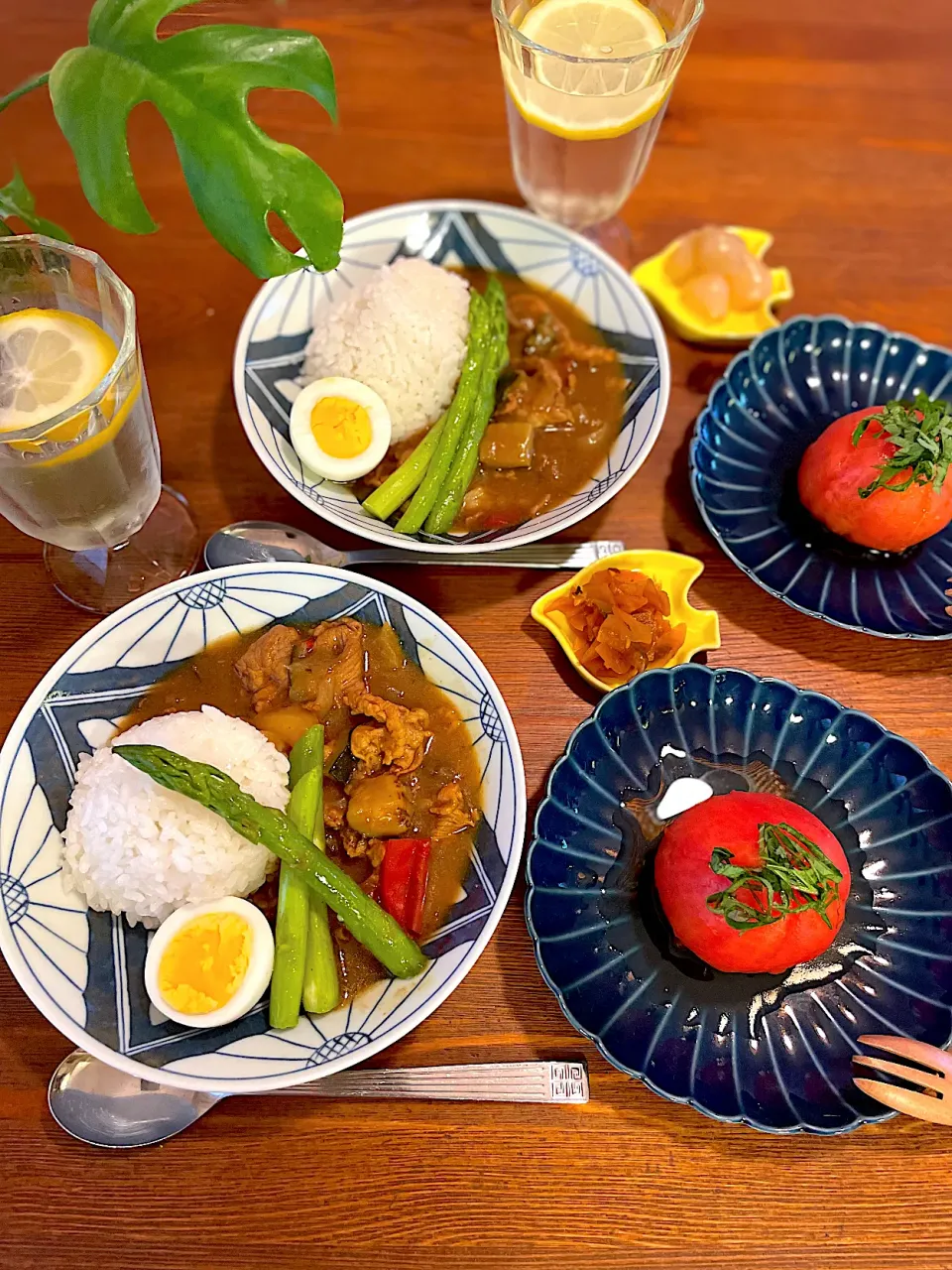 Snapdishの料理写真:和風グリルドベジタブルポークカレー、トマトの煮浸し|ＭＡＲＵＥ家の食卓さん