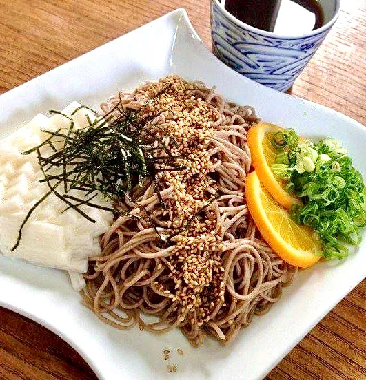 Snapdishの料理写真:夏の山かけ蕎麦でランチ・・|ばくあんしゃさん