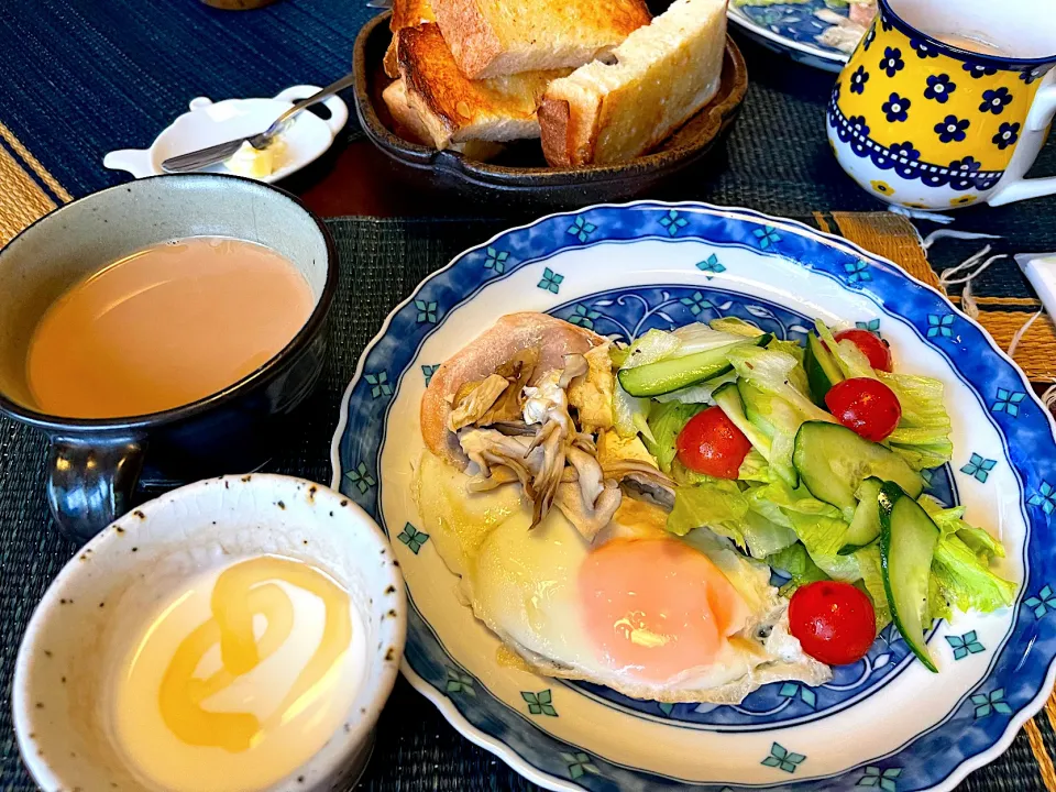 Snapdishの料理写真:モーニングセット|Noriyuki Saitoさん