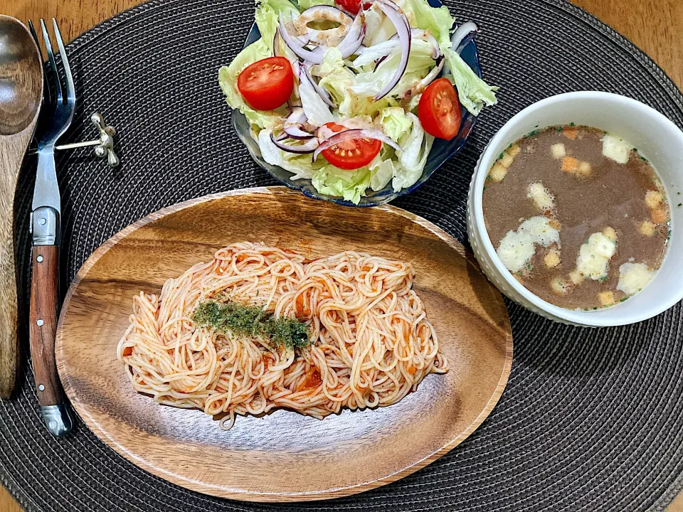 糖質ゼロ麺トマトバジル風味定食|ゆうかさんさん