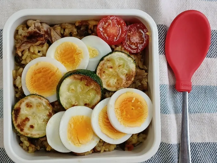 カレー炒飯弁当|ぱいんてーるさん