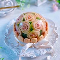 桃のフラワードームムースケーキ