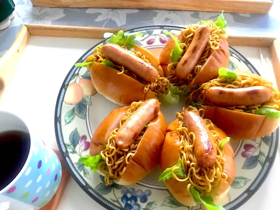 焼きそばパン🥖|minipicnicさん