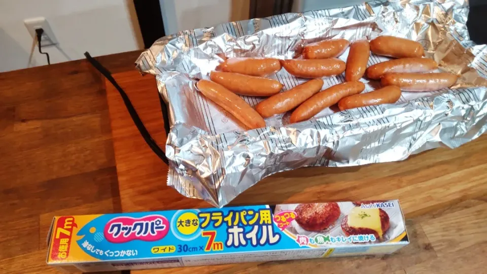 Snapdishの料理写真:フライパンホイルで好きな物焼いちゃうパーティー|puniさん