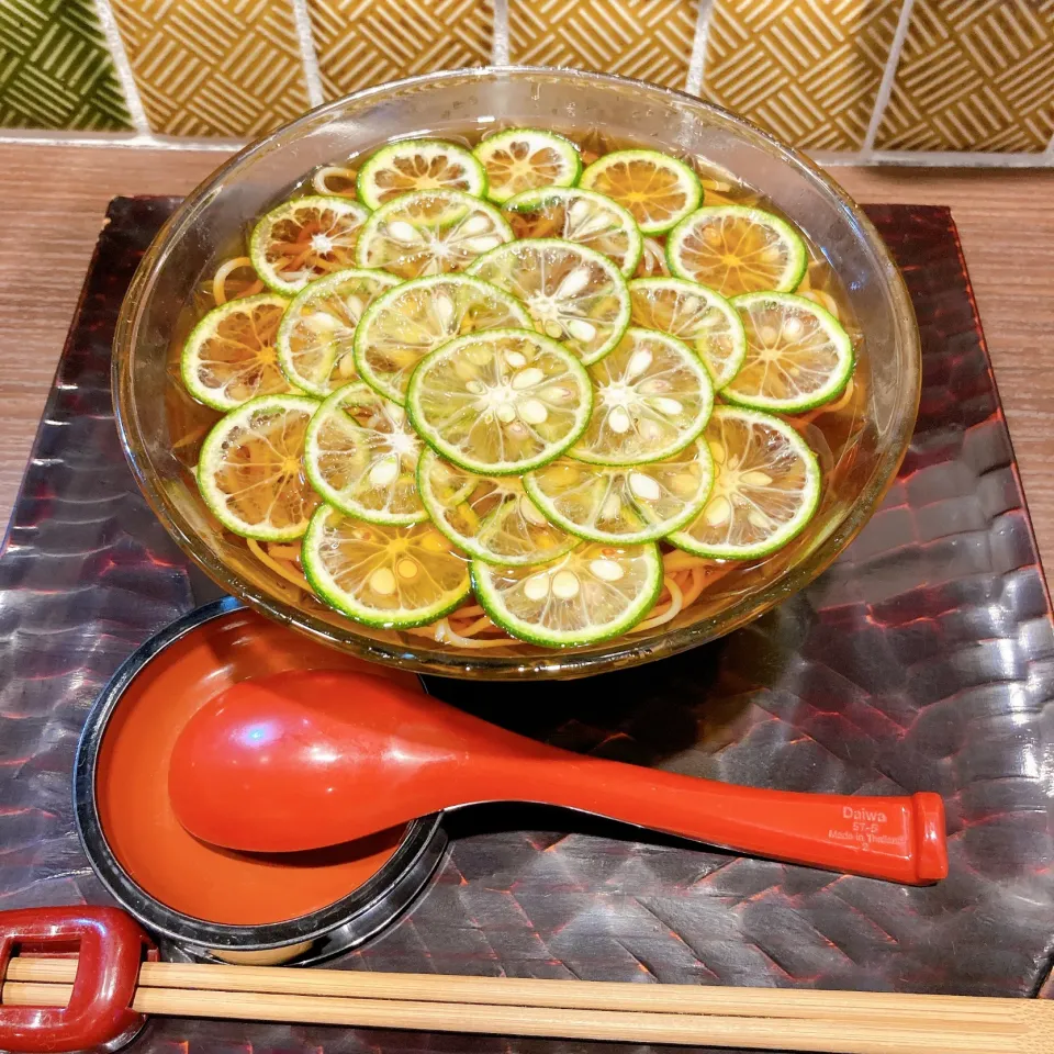 Snapdishの料理写真:すだちそば🥢|ちゃみこさん