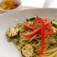 夏野菜とツナのジェノベーゼパスタ|和泉の元気パパさん