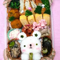 Snapdishの料理写真:ダーリン作⸜🌷︎⸝‍
初めてのデコ弁🍱
( ˶ ᷇⚰︎ ᷆˵ )ｳｹﾋﾟｰ