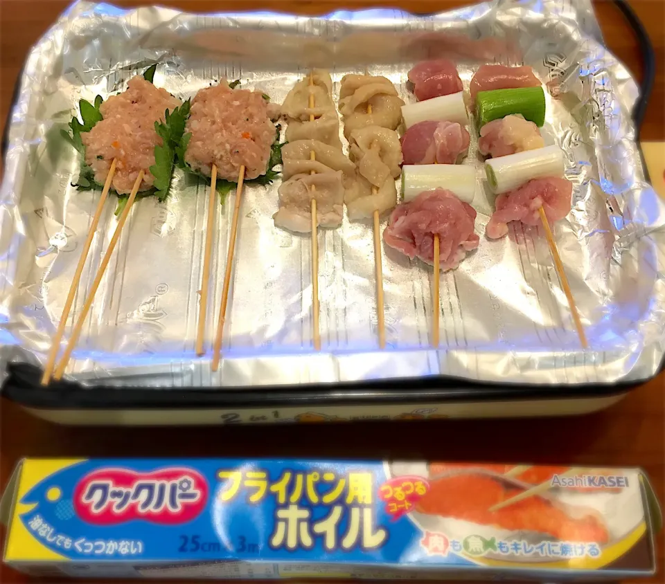 ホットプレートで焼き鳥🐥|べべべさん