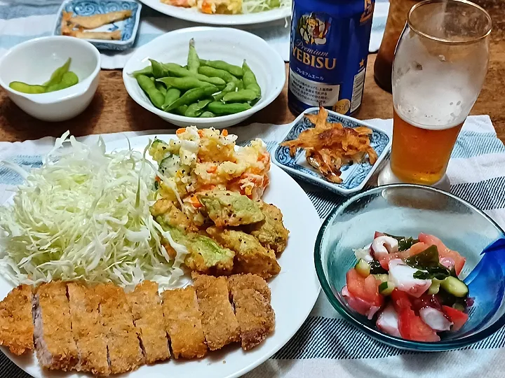 豚カツセット(ポテサラ千切りキャベツ)、揚げ茄子、🐙🍅🥒サラダ|ぱいんてーるさん