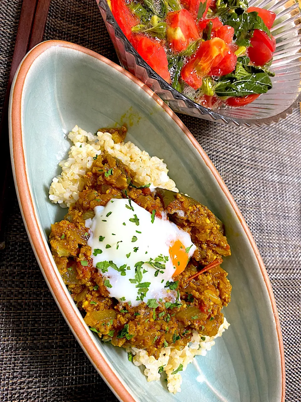 ホットクックでキーマカレー🍛圧力鍋で作った温玉乗せ🥚|1614さん