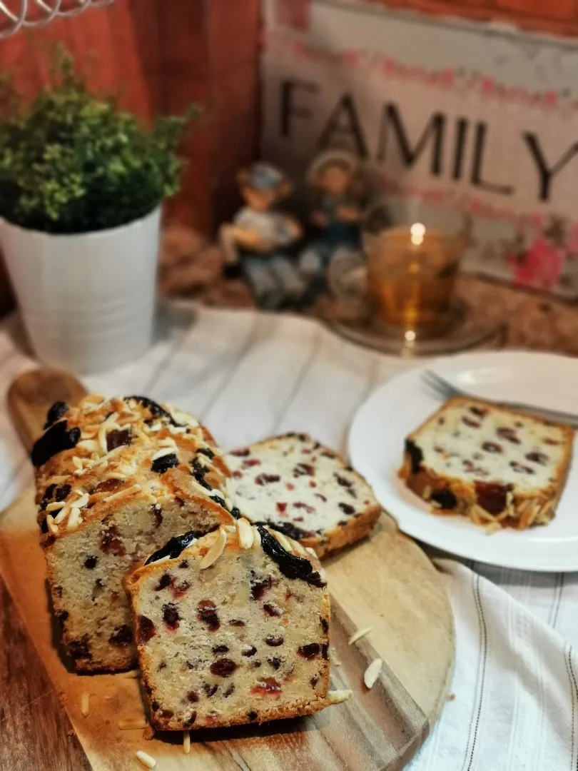 Cranberries​ ​and​ ​Prunes Cake🍞
 from​ Almond flour​ and​  Erythritol|👑Rawi🍁Riw👑さん