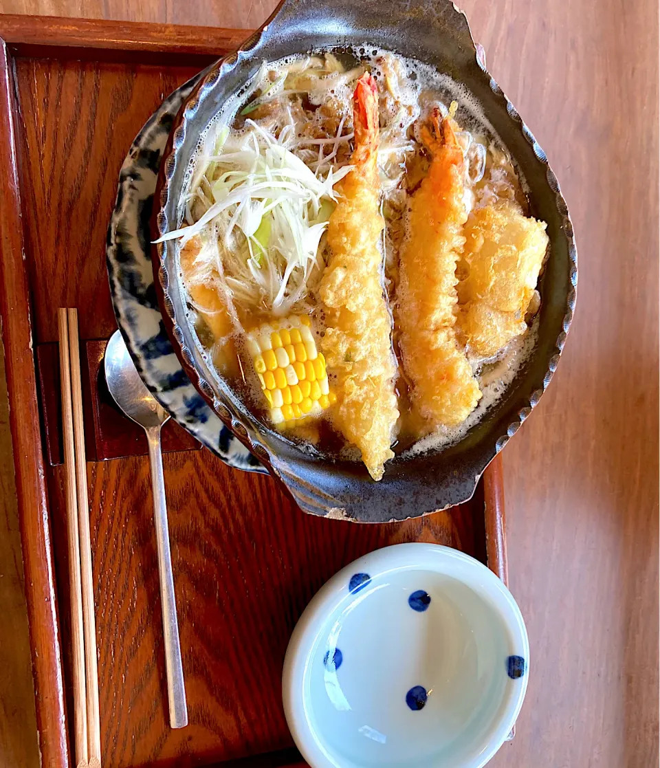 鍋焼きうどん|かなんさん