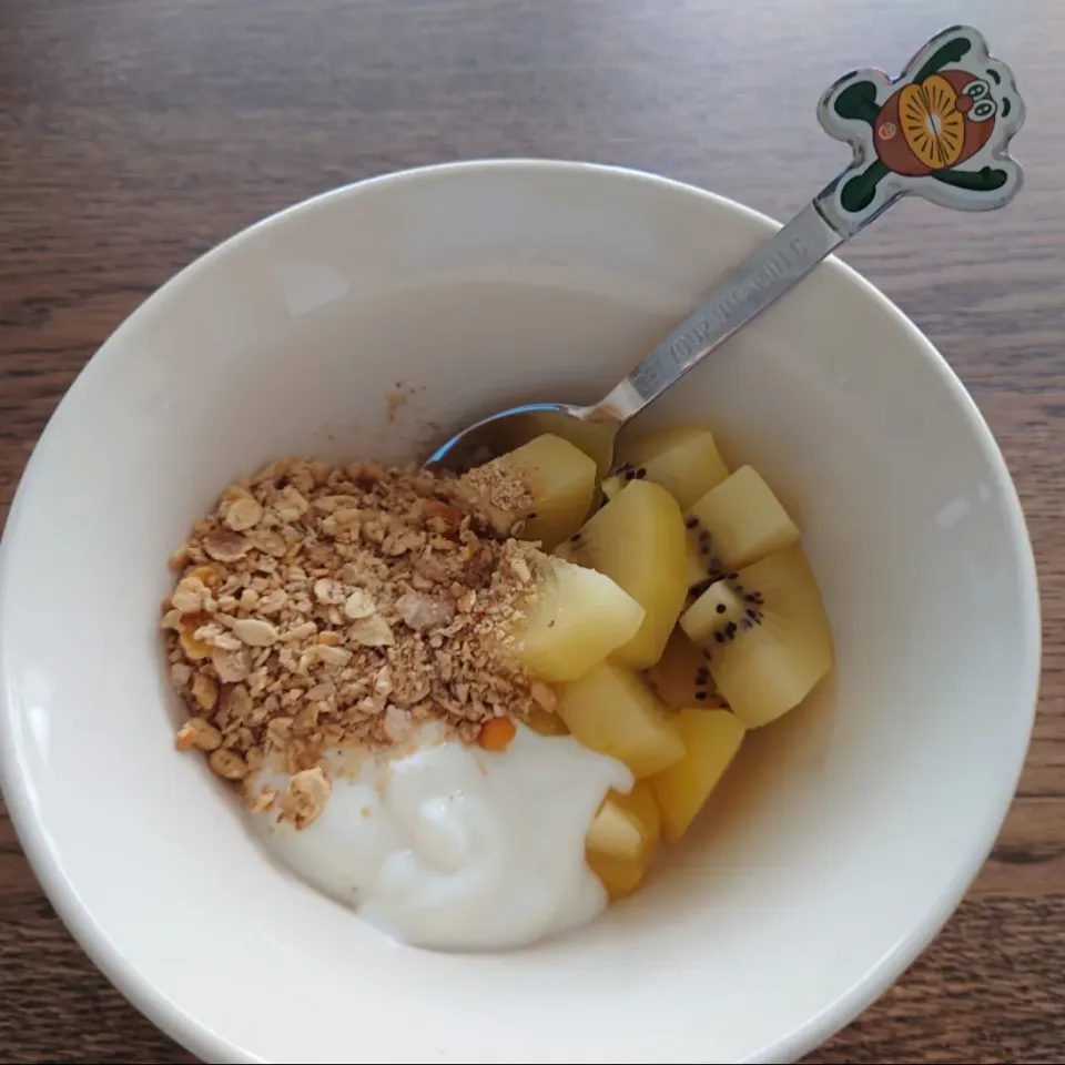 Snapdishの料理写真:High protein granola|monsieurkurataさん