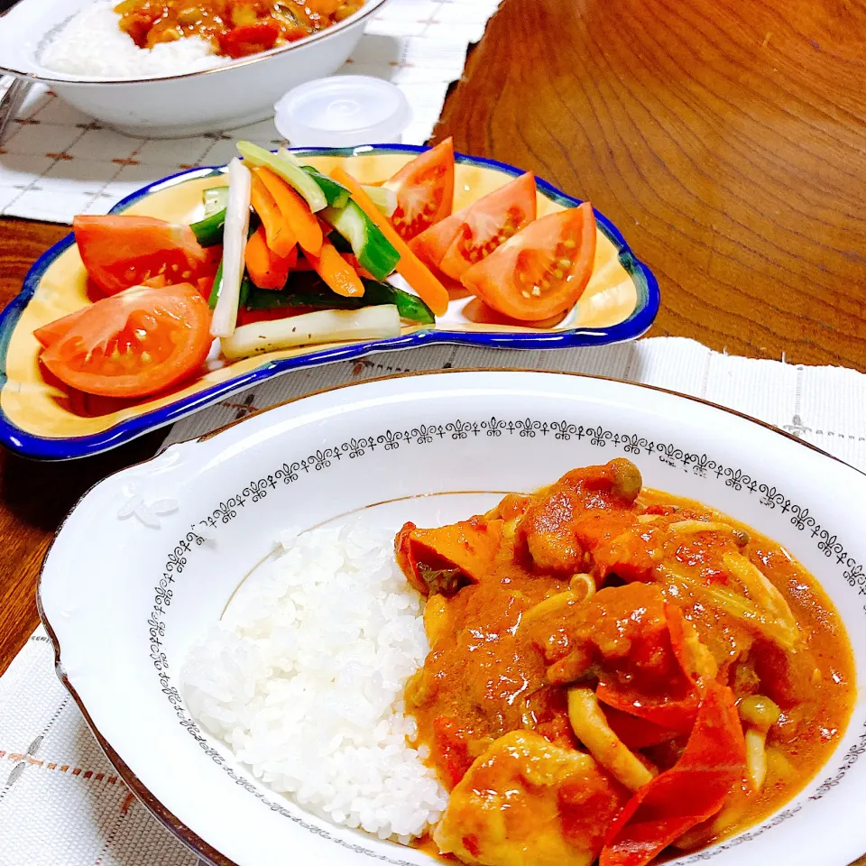 鶏肉のトマト煮(カレー風味)|akkoさん