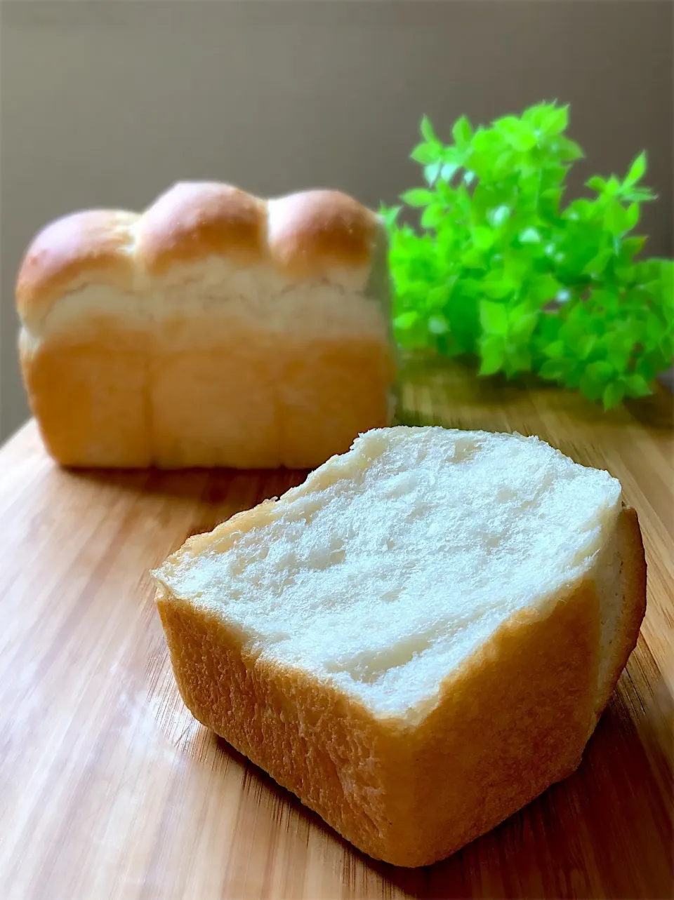 Snapdishの料理写真:糀甘酒と塩糀のパウンド食パン|9421beruさん