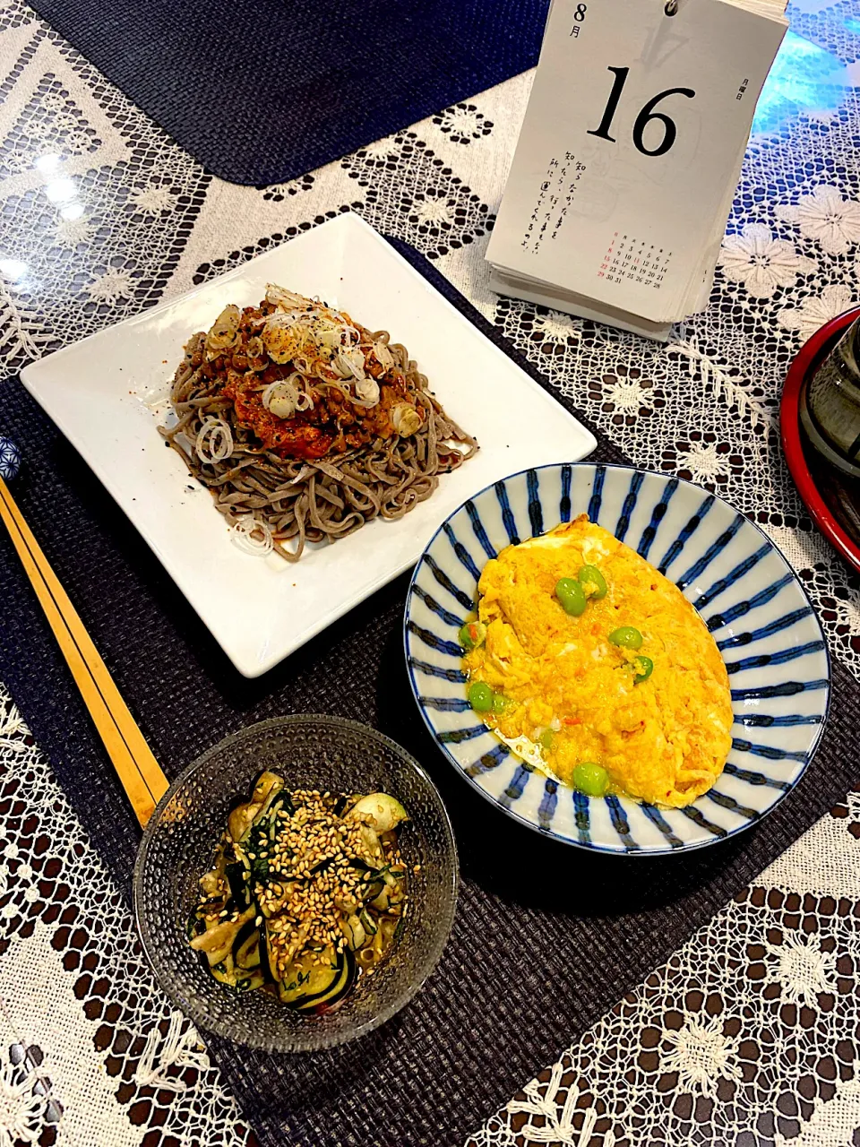 Snapdishの料理写真:納豆キムチ蕎麦、カニ玉|papinさん