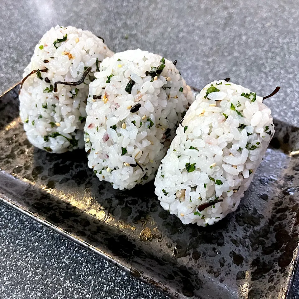 紫蘇のおにぎり🍙|あゆみさん